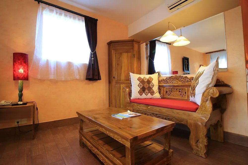 Petit Hotel Bali Ubud 4*,